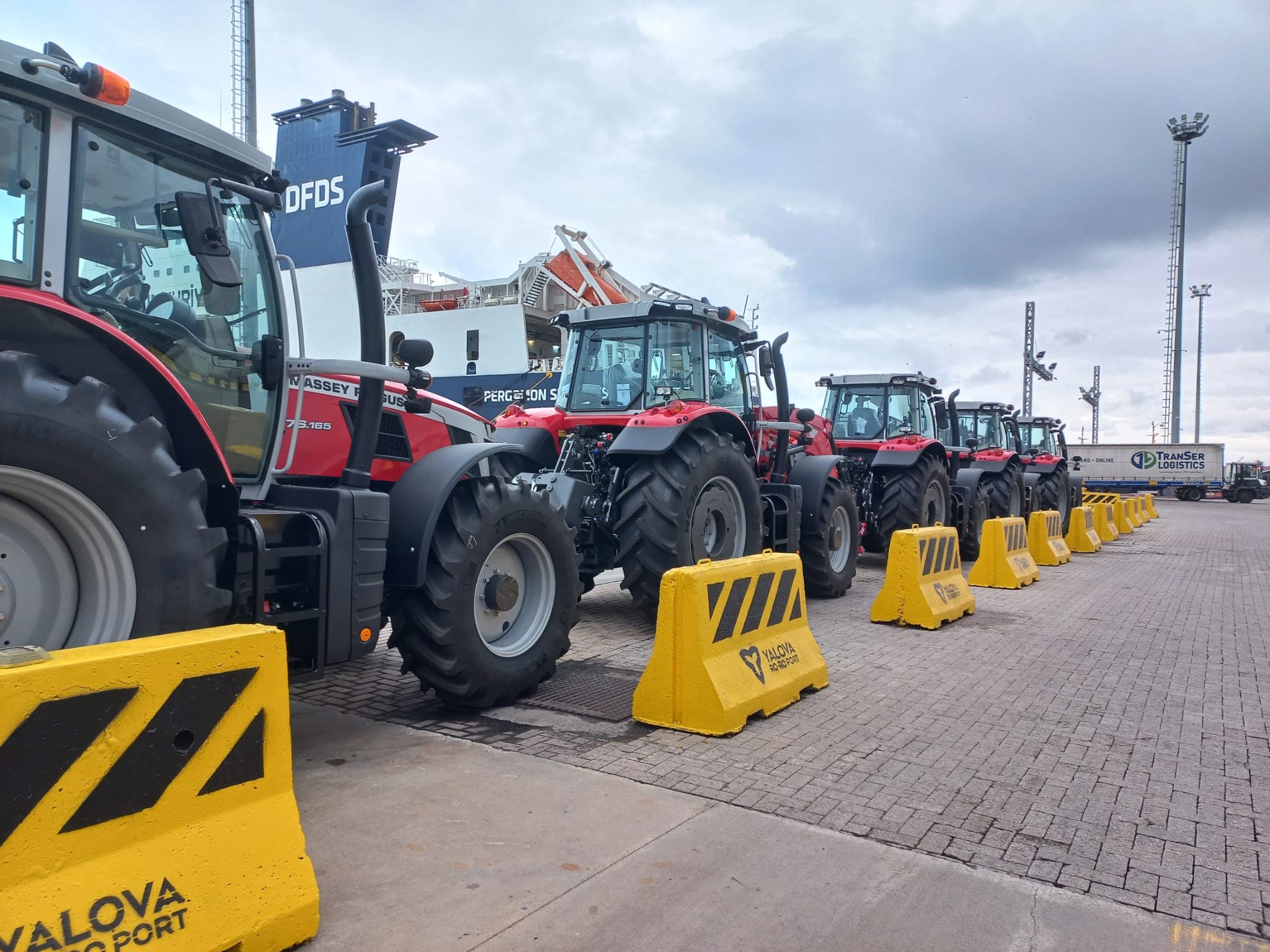 Traktör Taşımacılığı Hizmetleri